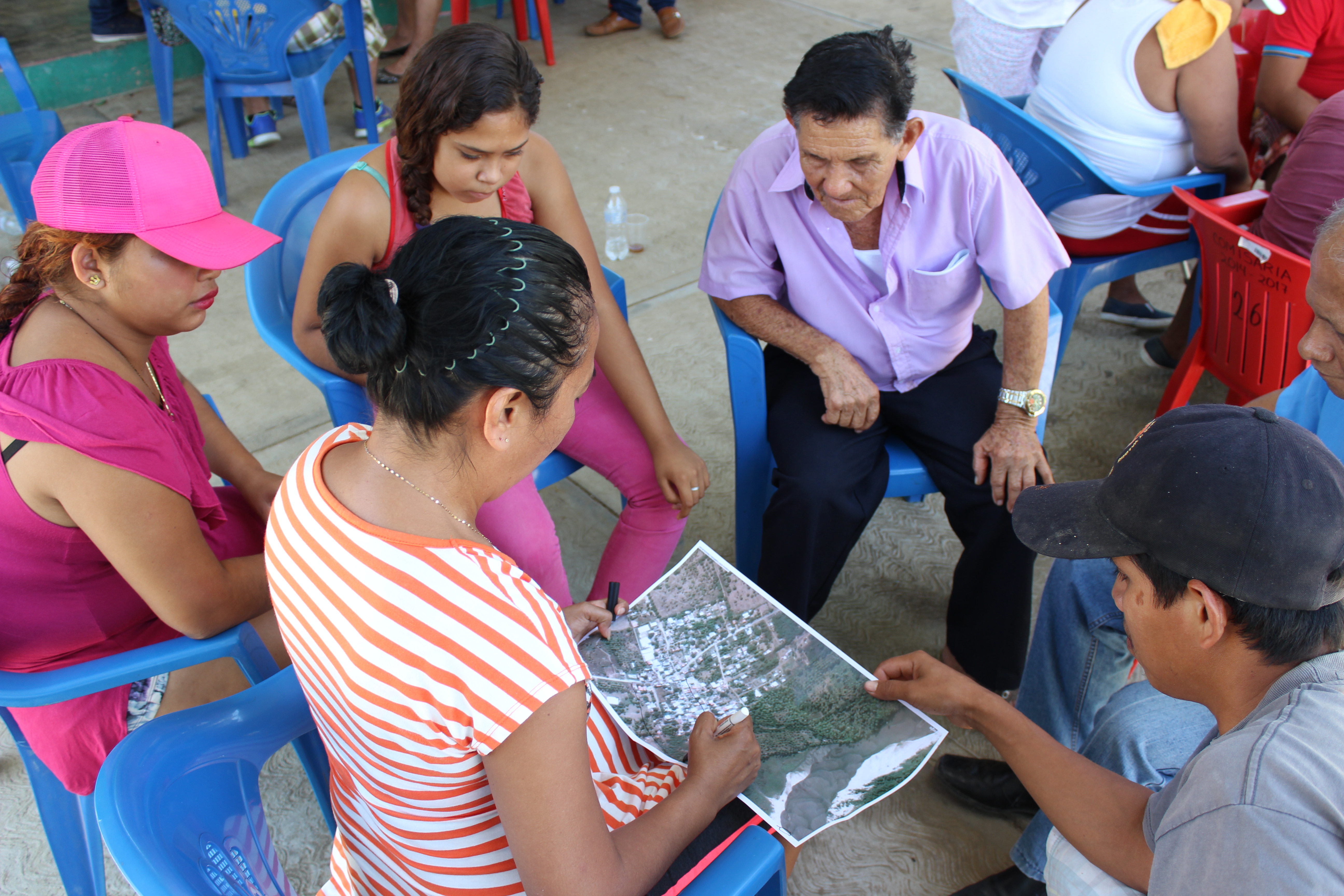 Rumbo a la resiliencia climática: primera sesión del taller de mapeo participativo El Bejuco